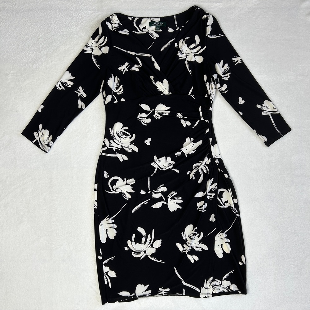 Lauren Ralph Lauren Black and‎ White Floral V-neck Midi Drees